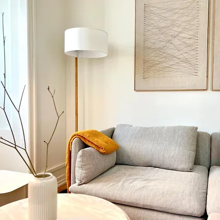 Dl Apartments Апартаменты